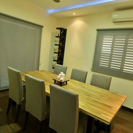 Apartment Cozy For 6 Larnaca